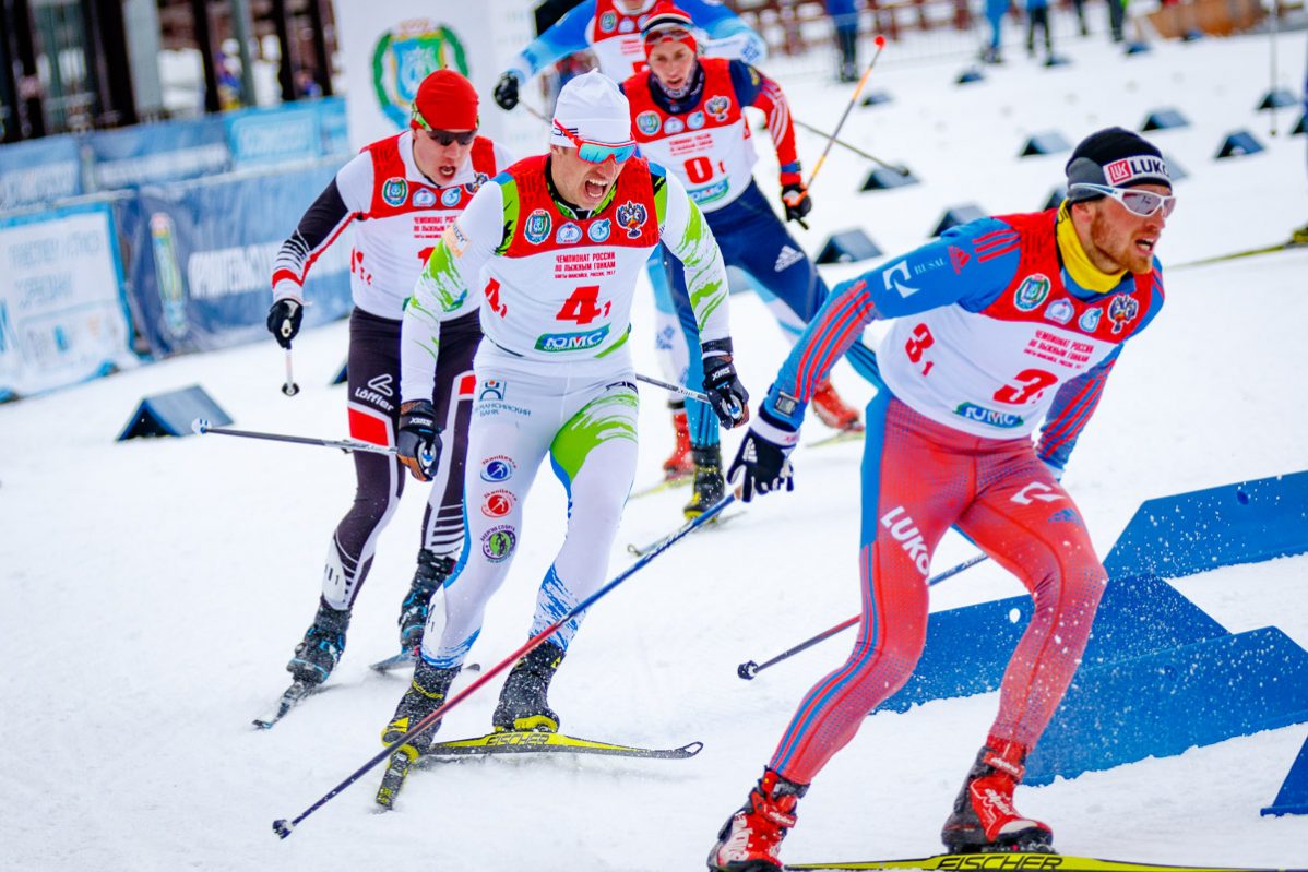 Лыжный спринт мужчины сегодня. Лыжные гонки спринт. Лыжные гонки командный спринт. Индивидуальный спринт лыжных гонок. Спринт лыжные гонки Березовский.