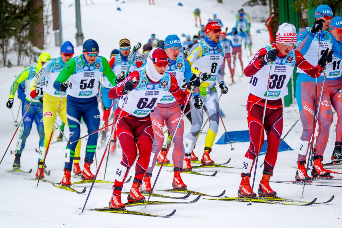 Результаты лыжных гонок сегодня мужчины россия. Лыжные гонки. Лыжные гонки дети. Лыжник фото. Лыжные гонки картинки.