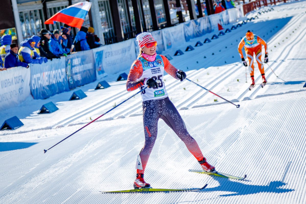 Чемпионат россии по лыжным гонкам женщины сегодня
