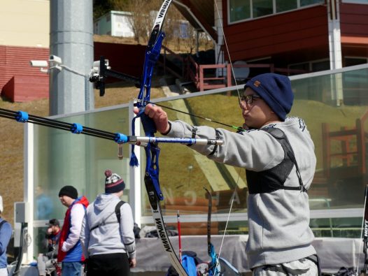 Квалификационный спортсмен. Kamon otish. Kamondan o'q. Kamondan o'q otish Sporti. Ў? отиш.