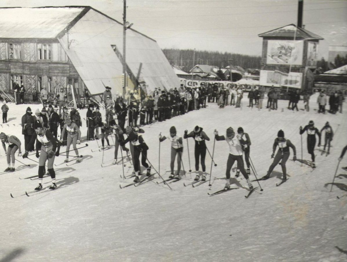Спортивная история школы. Московская лига лыжебежцев 1910. Московская лига лыжебежцев. Первые лыжные гонки в Норвегии в 1733 году.