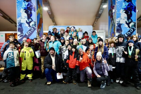 Ветер свободы на заснеженных склонах!