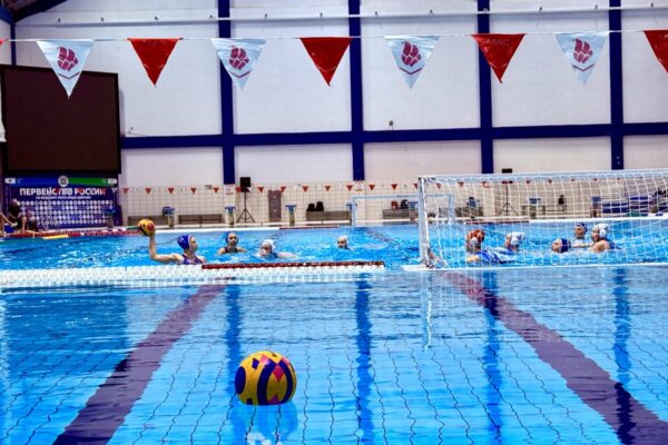 Водное поло держит в напряжении!