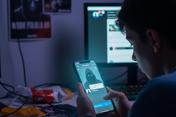 ВАЖНО! Как уберечь себя и родных от вербовки?