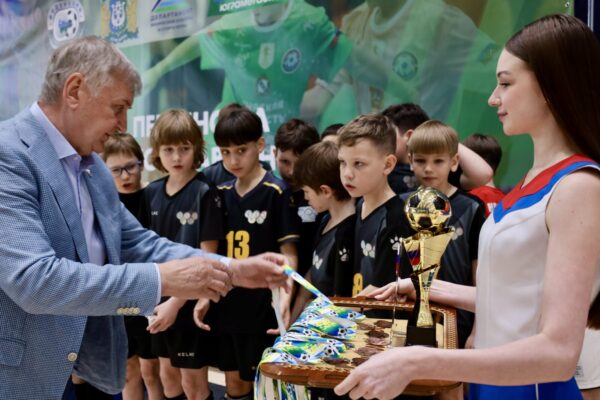Будущее югорского футбола